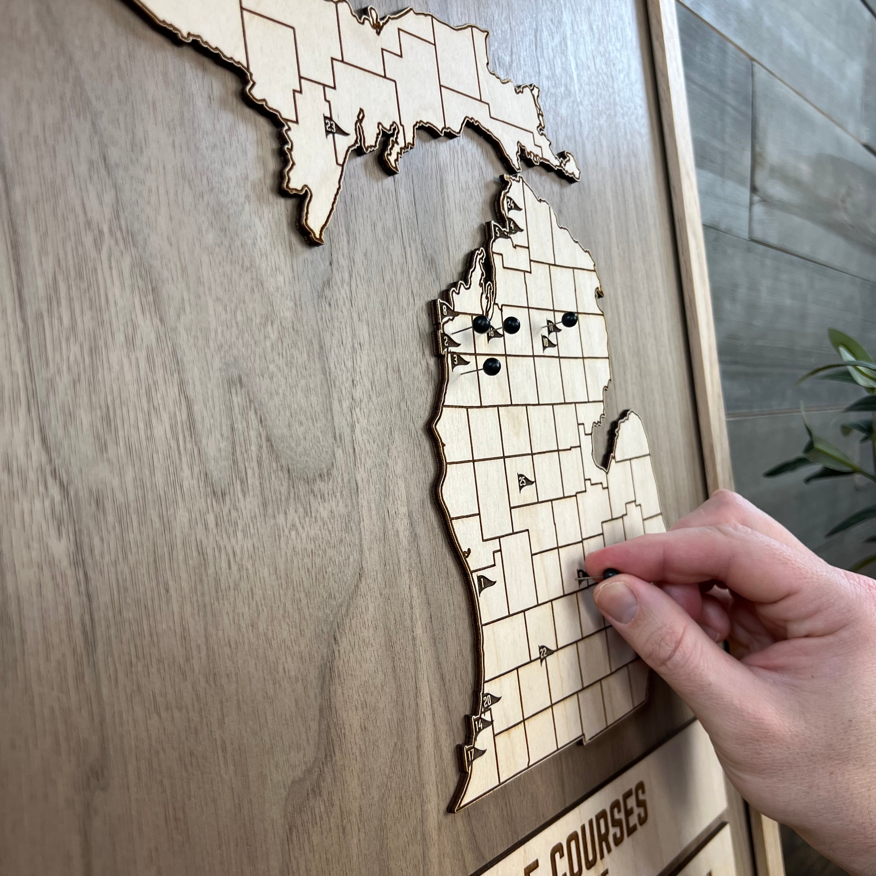 State of Michigan Golf Map