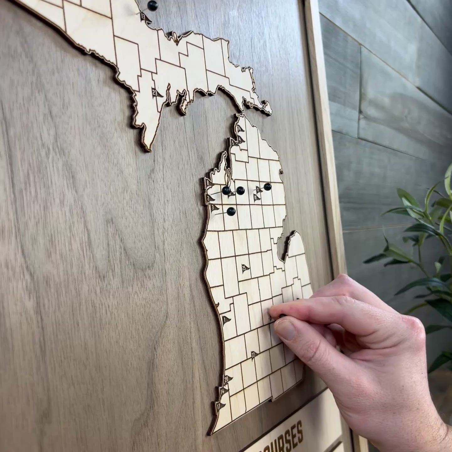 State of Michigan Golf Map